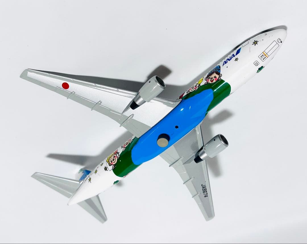全日空商事 1/200 B767-300 ANA60周年記念 NH50056