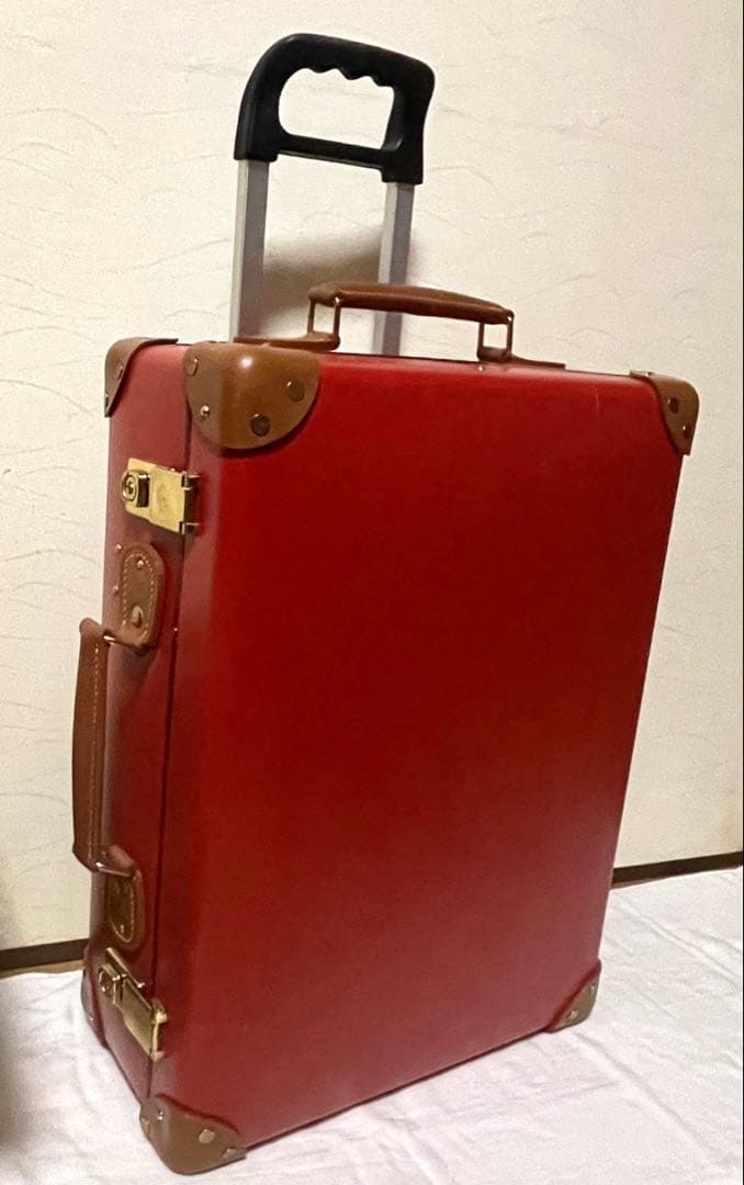 グローブトロッター　キャリーオン　スーツケース　レッド　正規品