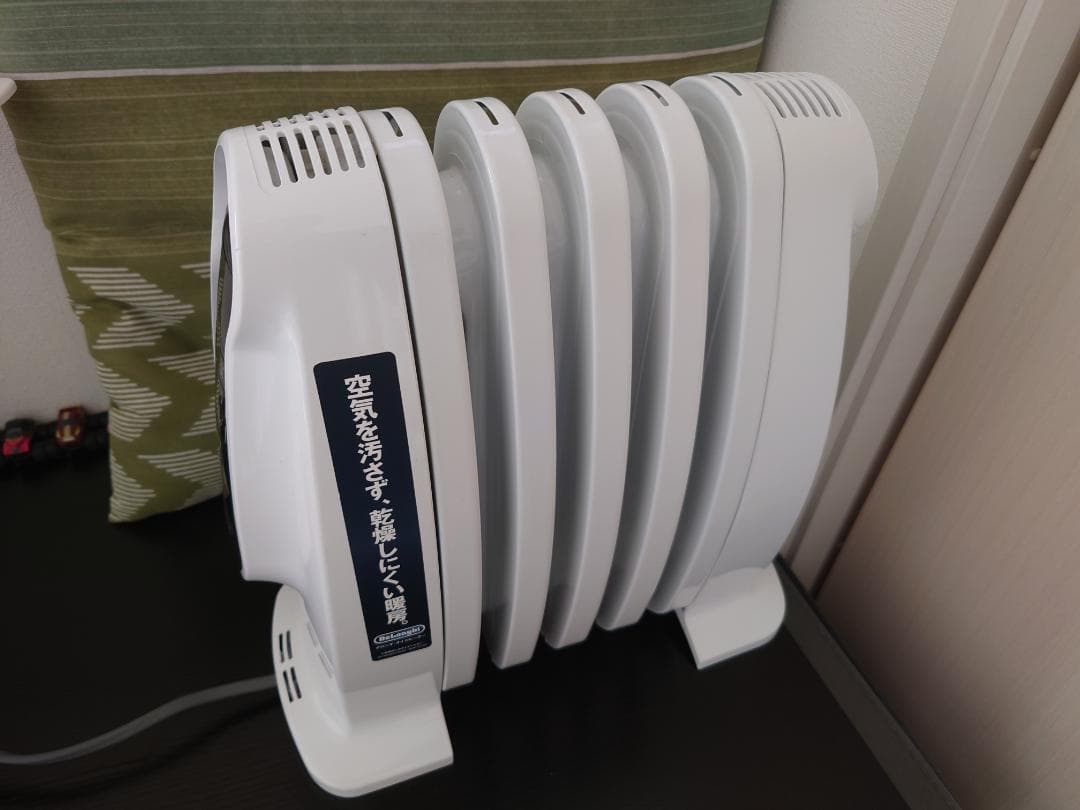 【美品】デロンギ　オイルヒーター　NJ0505E　エコカバー付き