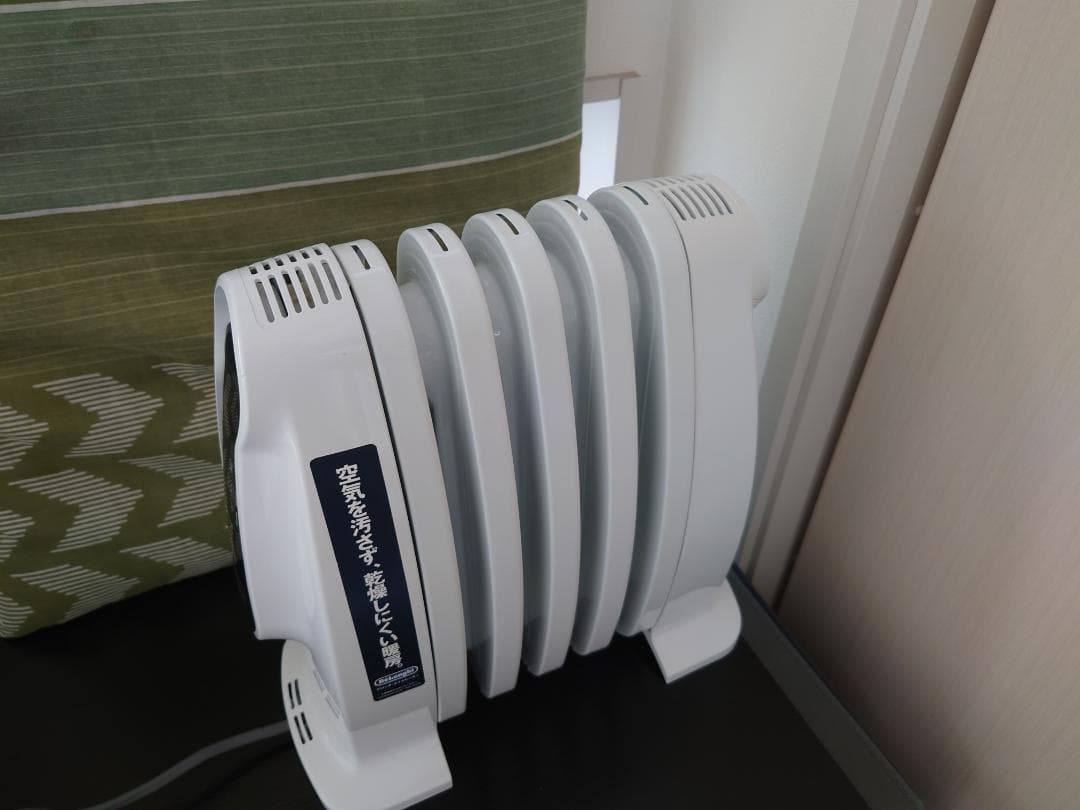 【美品】デロンギ　オイルヒーター　NJ0505E　エコカバー付き