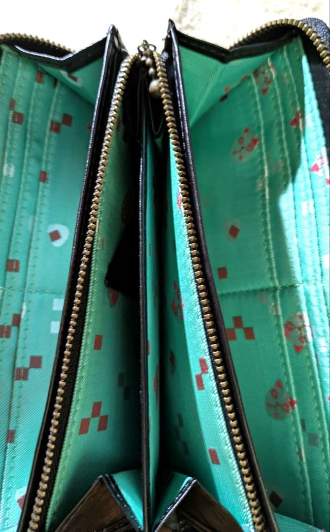 鬼滅の刃　本革　レザー長財布　炭治郎