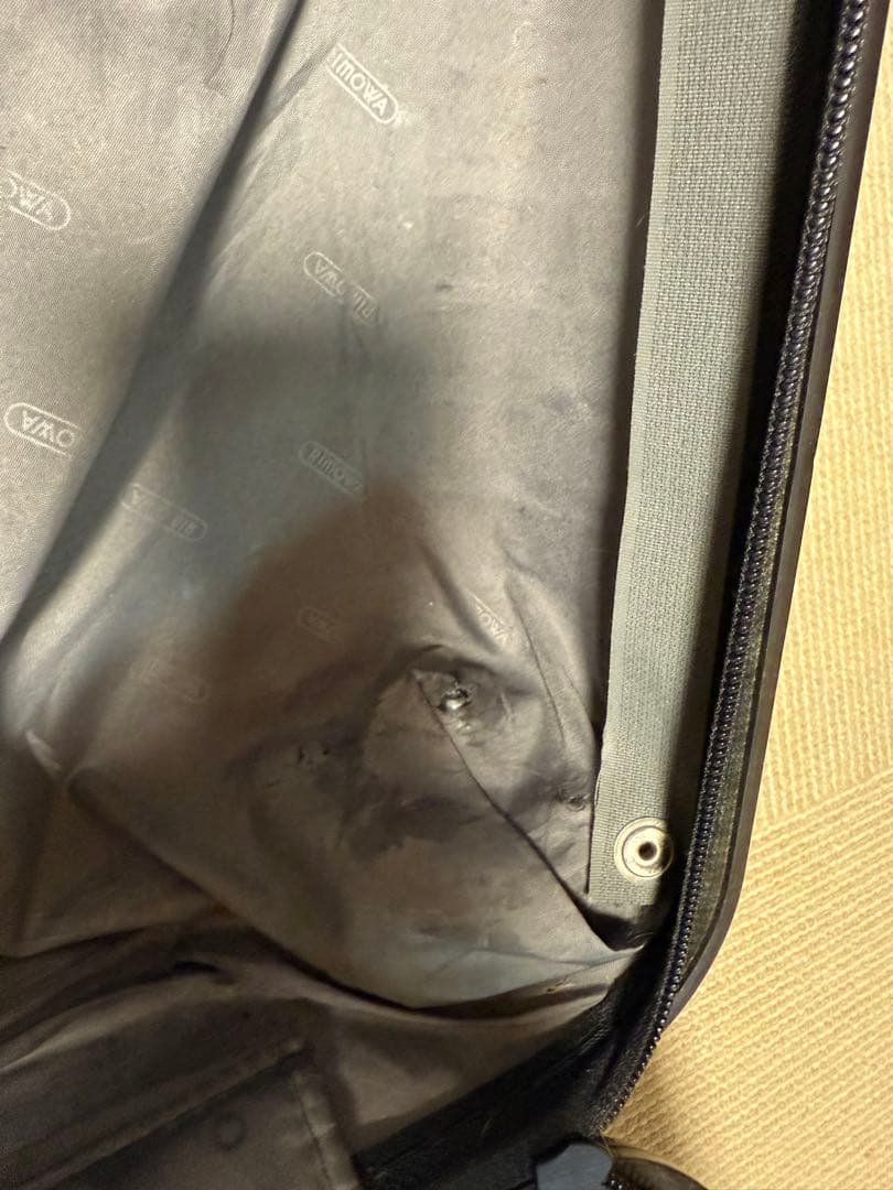 RIMOWA SALSAキャリーキース