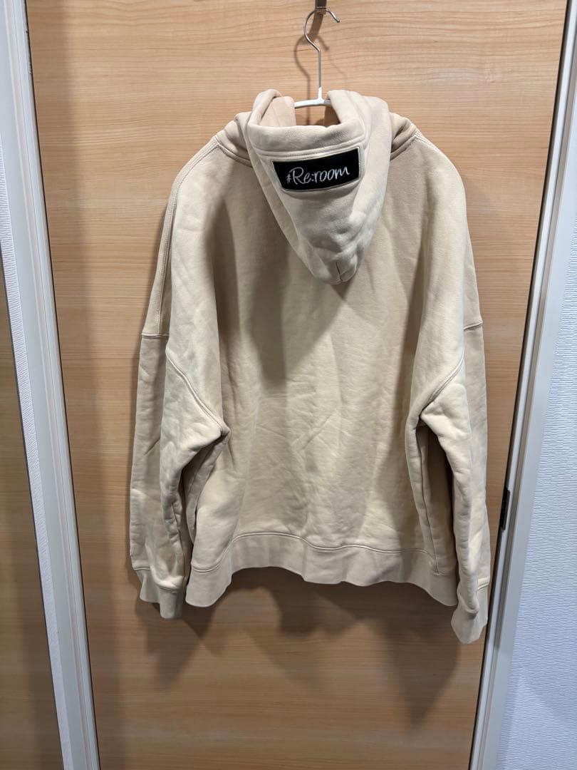 リルーム　PALM SPRINGS フードロゴパーカー S-Mサイズ