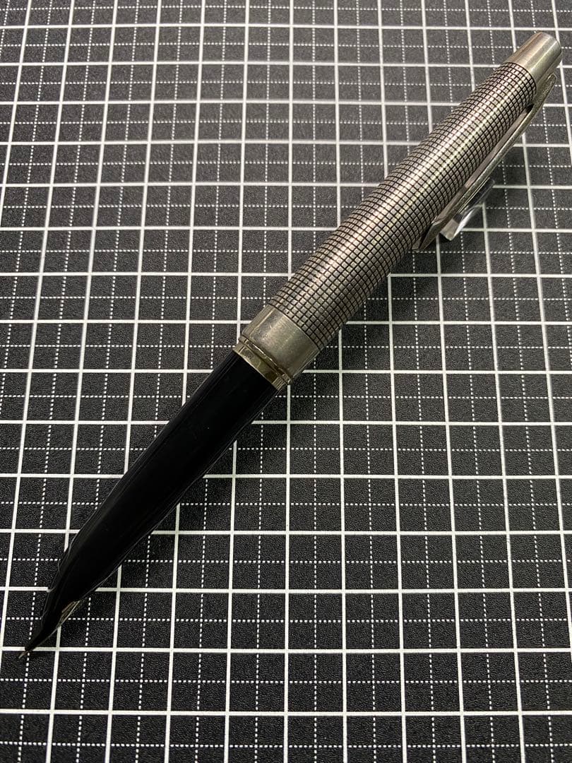 PILOT Elite Stearling-Silver 格子柄　FP 字幅EF