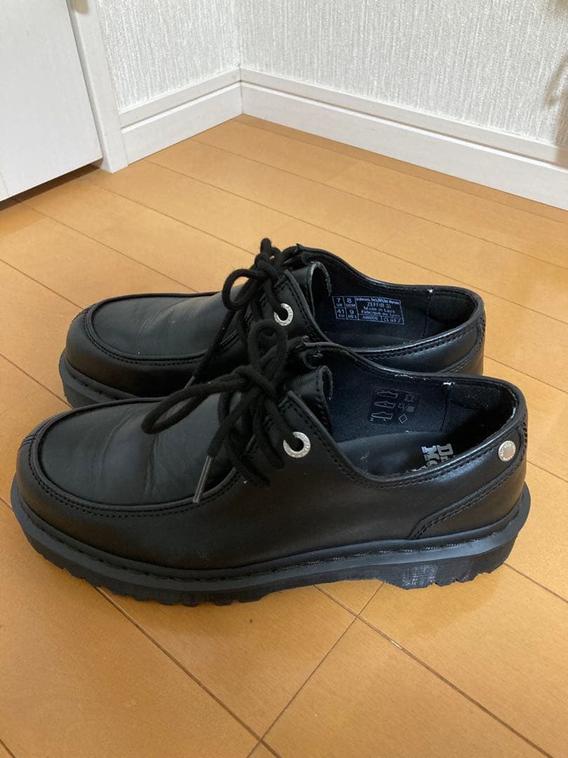Dr Martens ZEFFIR 3ホール　チロリアン