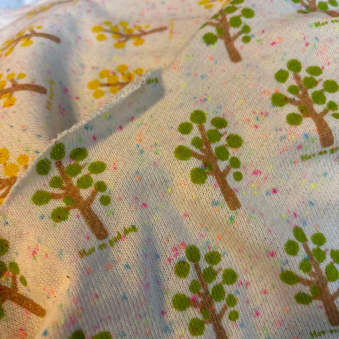 おそろい服　　裏毛ニット