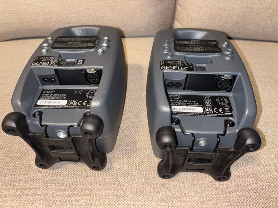 GENELEC 8010AP モニター スピーカー