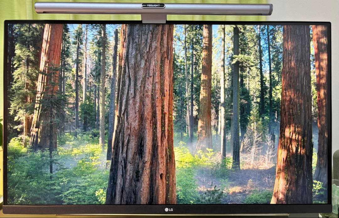 LG 32UN880 4Kディスプレイ