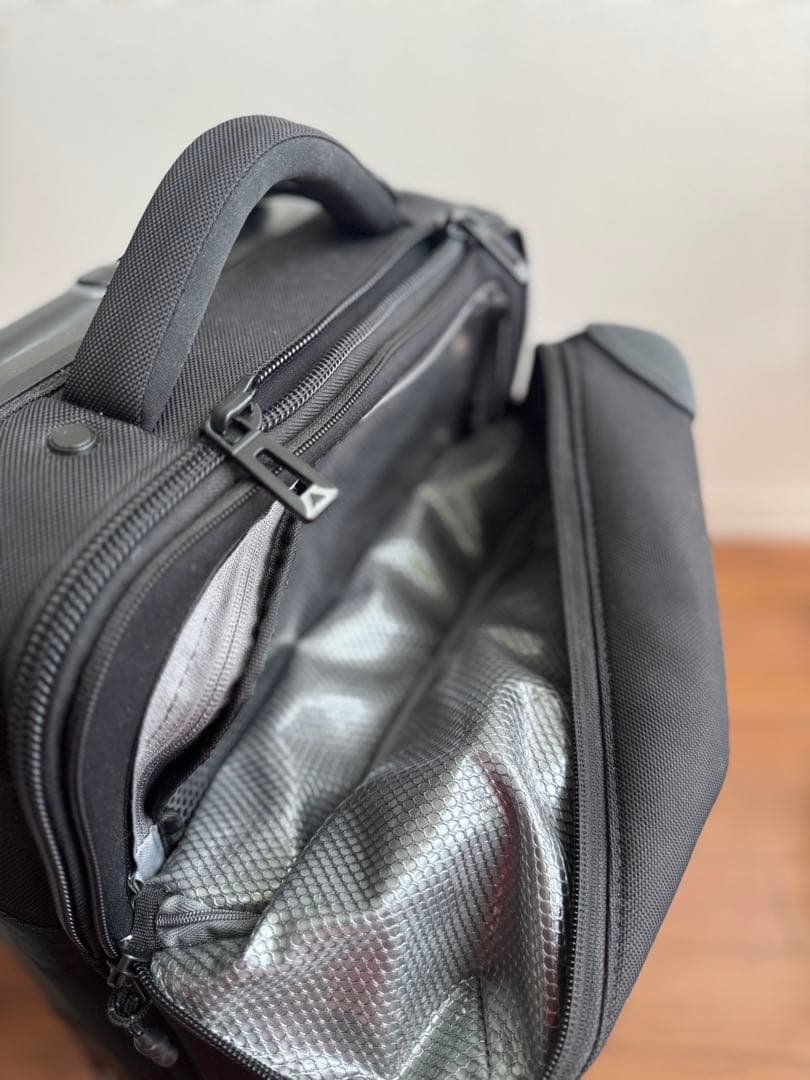 【Pchanさん 専用】BURTON ウィーリー フライト デック 38L