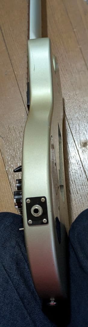 グラスルーツ Grass Roots レスポールタイプ ロック式