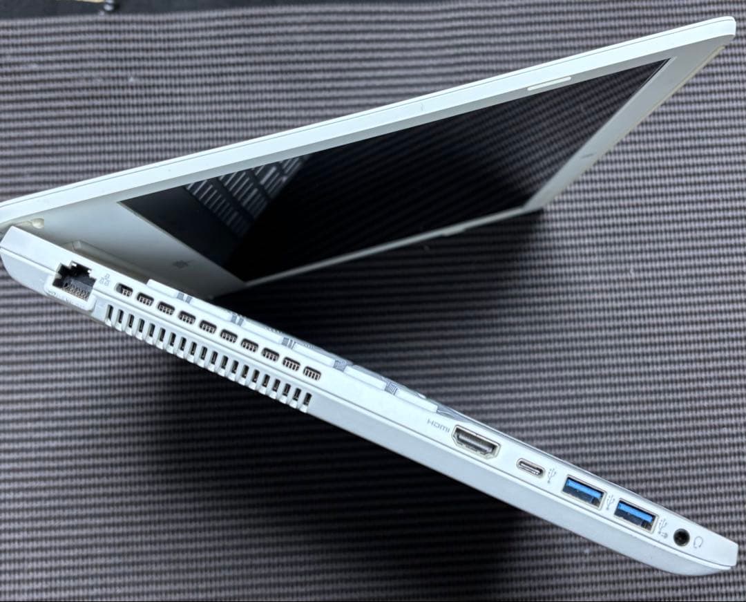 Windowsノート本体 LIFEBOOK AH50/B3 i7-7700 SSD256GB 8GB