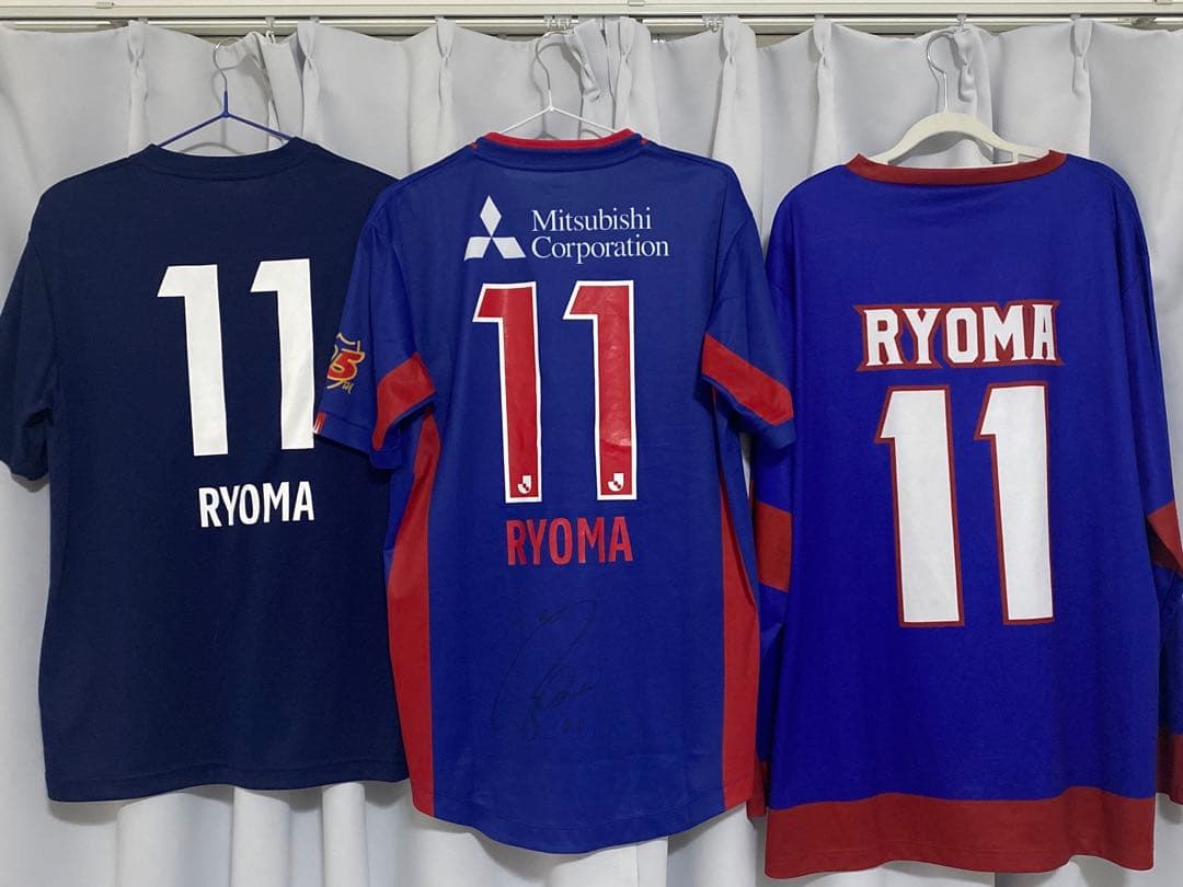 バラ売り不可　渡邊凌磨　FC東京　浦和レッズ　サイン付き25thユニフォーム他