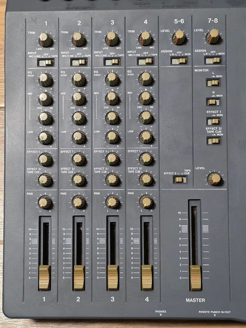 【通電のみ確認】 TASCAM PORTASTUDIO 424 mkII