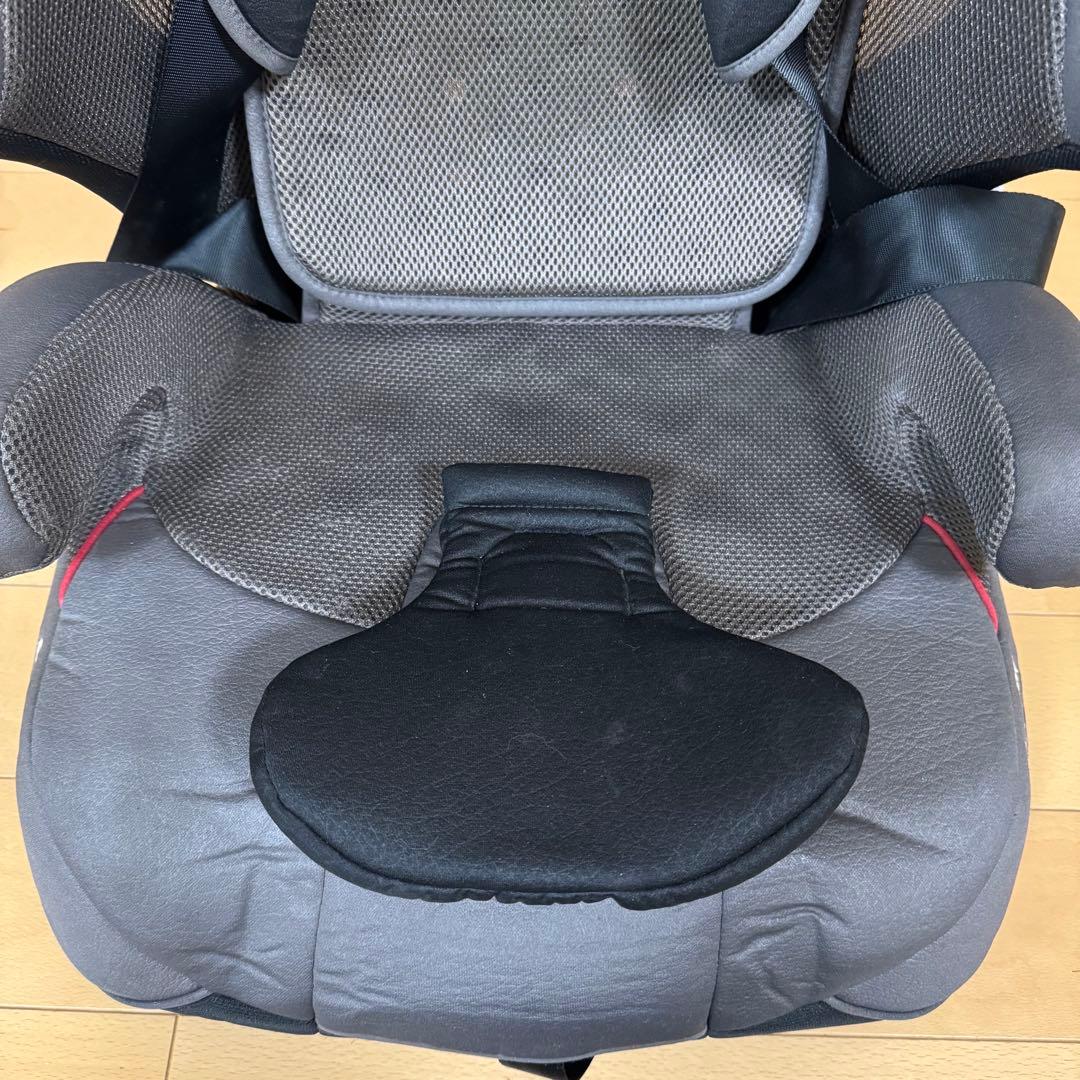 歳末限定特価セール☆ コンビ　ジョイトリップ　チャイルドシート　ジュニアシート