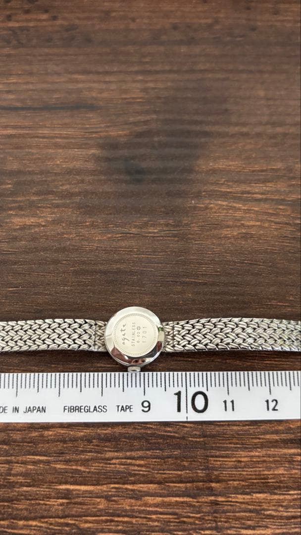 ageteアガット シルバー色 ステンレス 時計 バングル 小傷あり 電池切れ