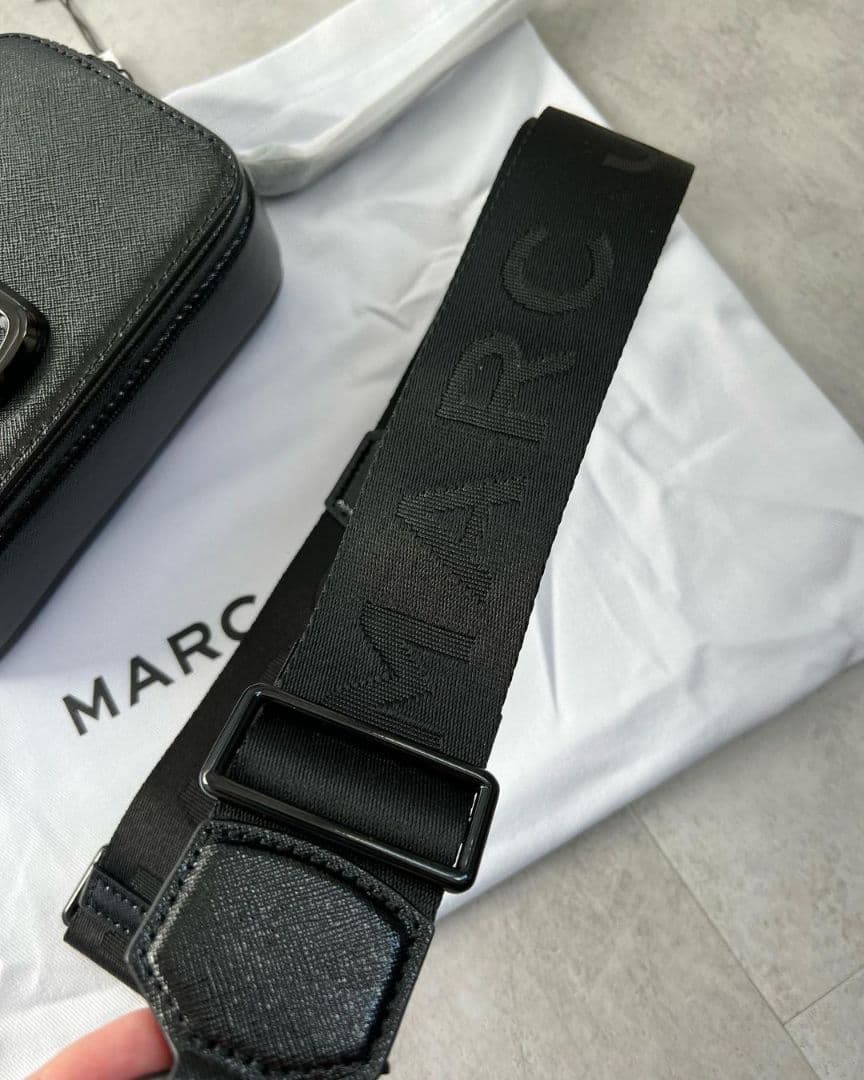MARC JACOBS SNAPSHOT DTM (BLACK) 黒