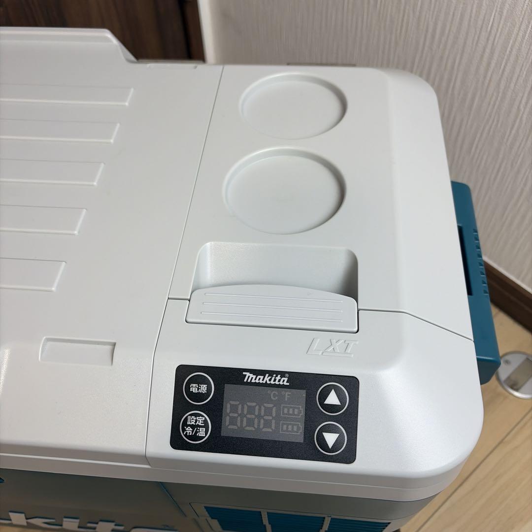makita マキタ CW180D 充電式保冷温庫　ジャンク
