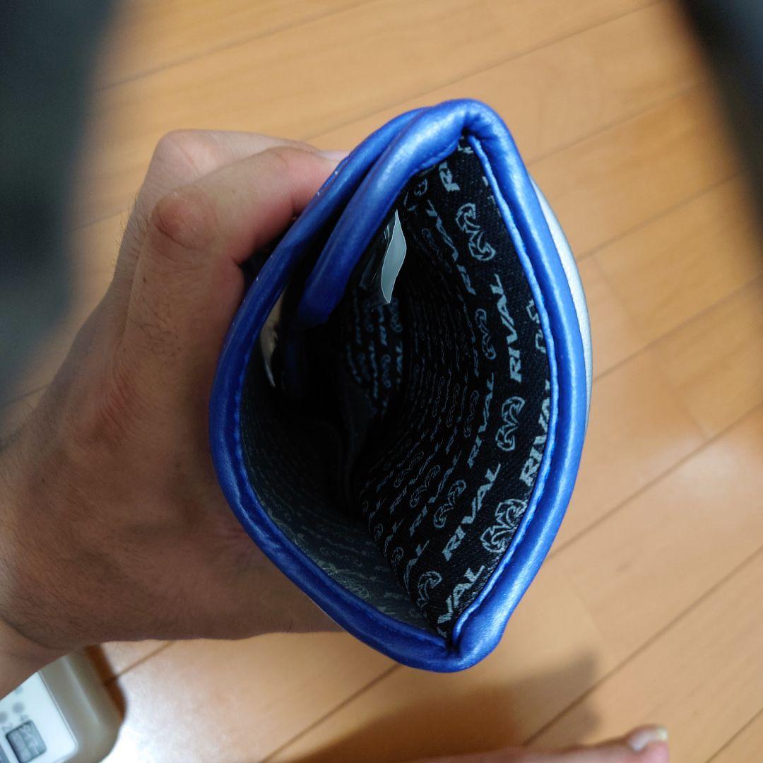 最終価格RIVAL ボクシンググローブ RB100 青＆銀 サイズM(10oz)