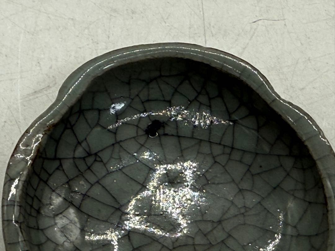 中国　宋時代　青磁海棠型小皿② 磁貫青磁　送料込み251214