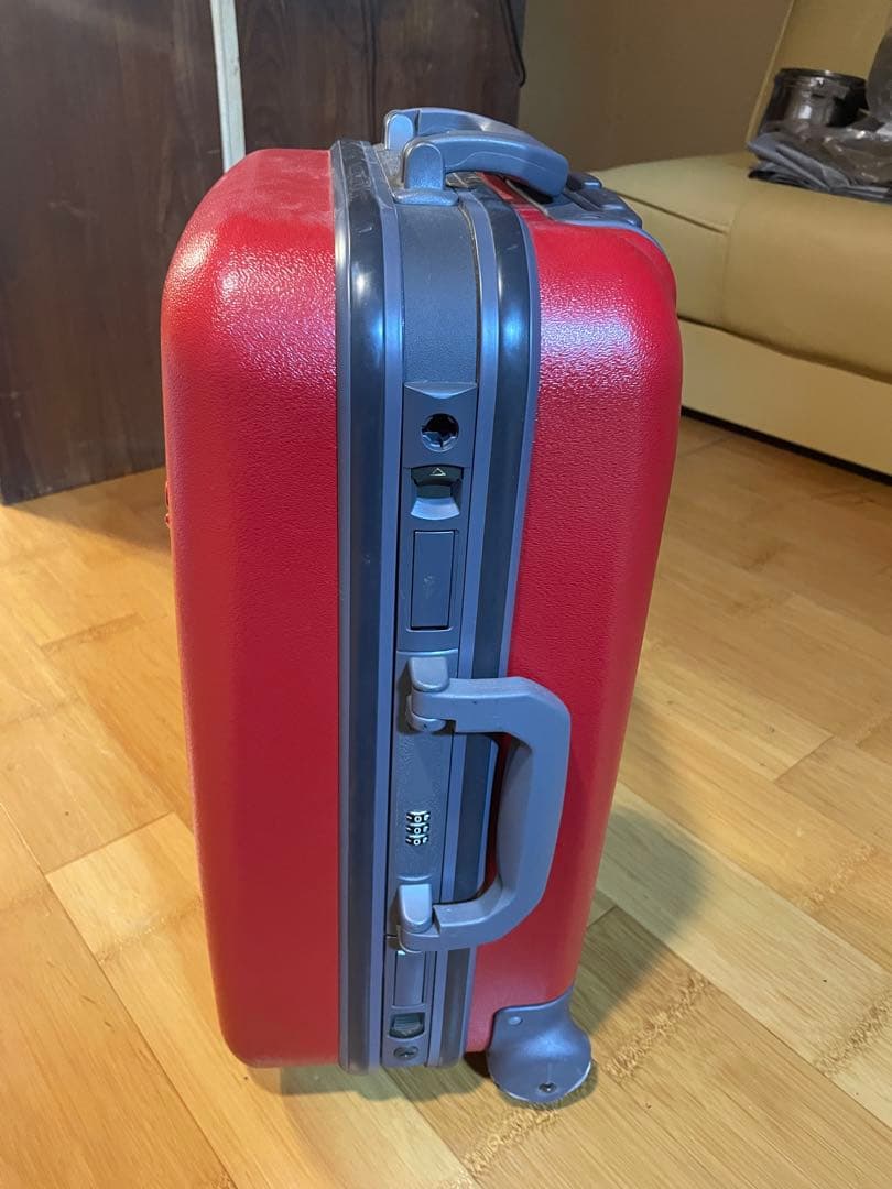 ☆不二家☆　ペコちゃん　キャリーケース