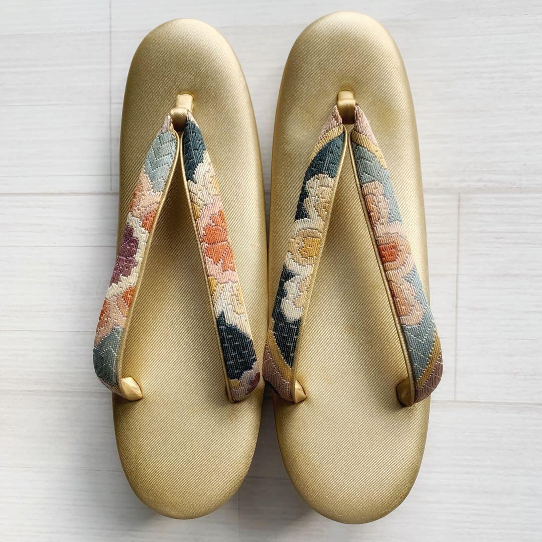 ★新品★高級希少　豪華 手刺繍の草履バッグセット　草履訳あり　礼装　留袖　成人式