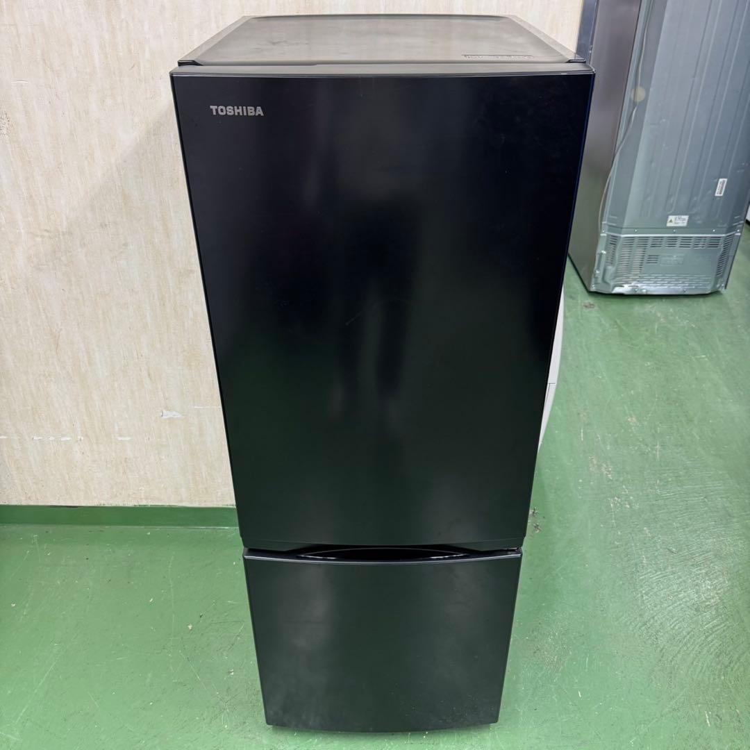 168 冷蔵庫　一人暮らし　小型　極美品　200L弱　超最新　関東配送　極美品