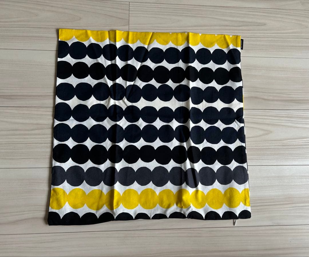 YU U U　marimekko クッションカバー２枚組