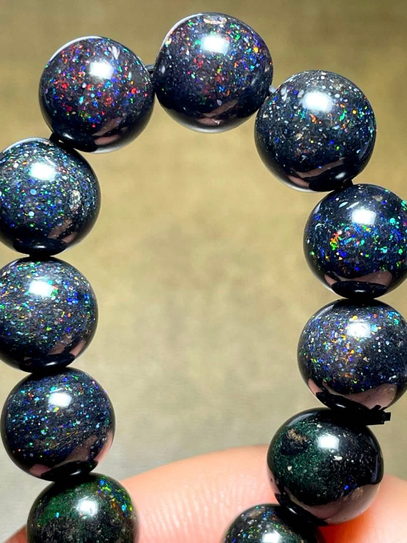 ハイグレード！！ブラックマトリックスオパールブレス約9.3㎜（新品）虹色遊色