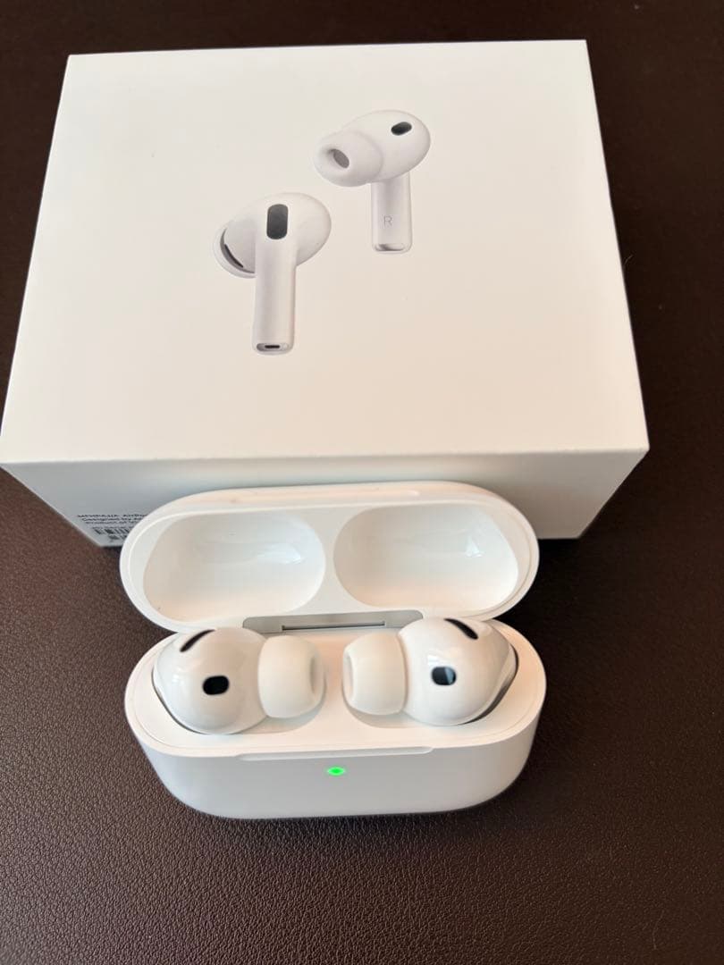 Appple AirPods Pro 3 エレコム　ファブリックケース付き