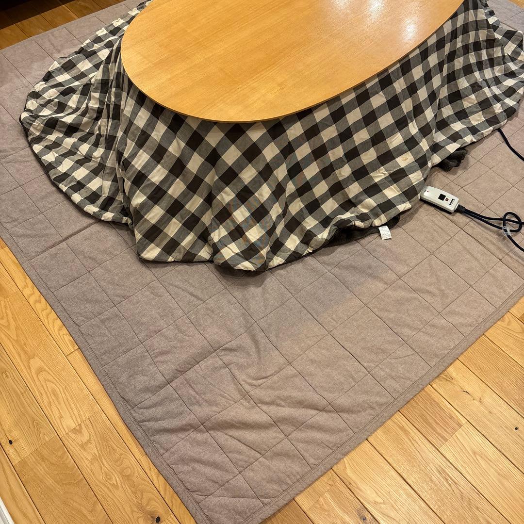 無印良品　楕円形こたつ 本体　タモ材曲木脚　フラットヒーター　こたつふとん　敷物