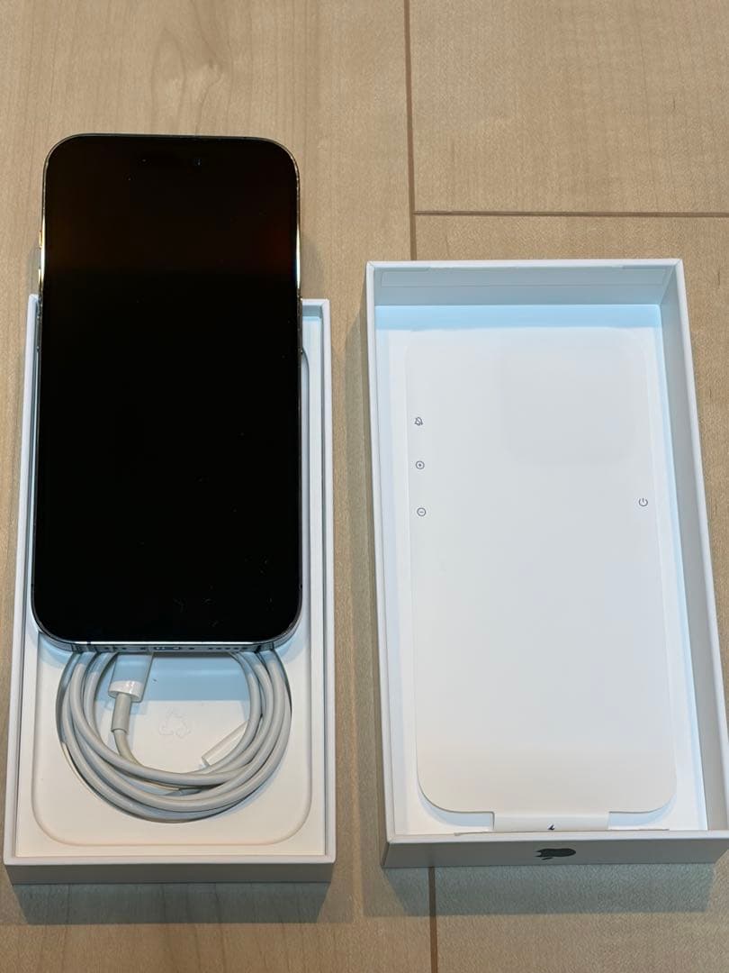 アメリカ版 iPhone14 Pro 512GB