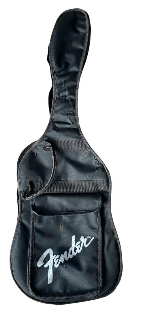 【週末限定セール！】エレキギター　Fender ストラトキャスター 純正ケース付