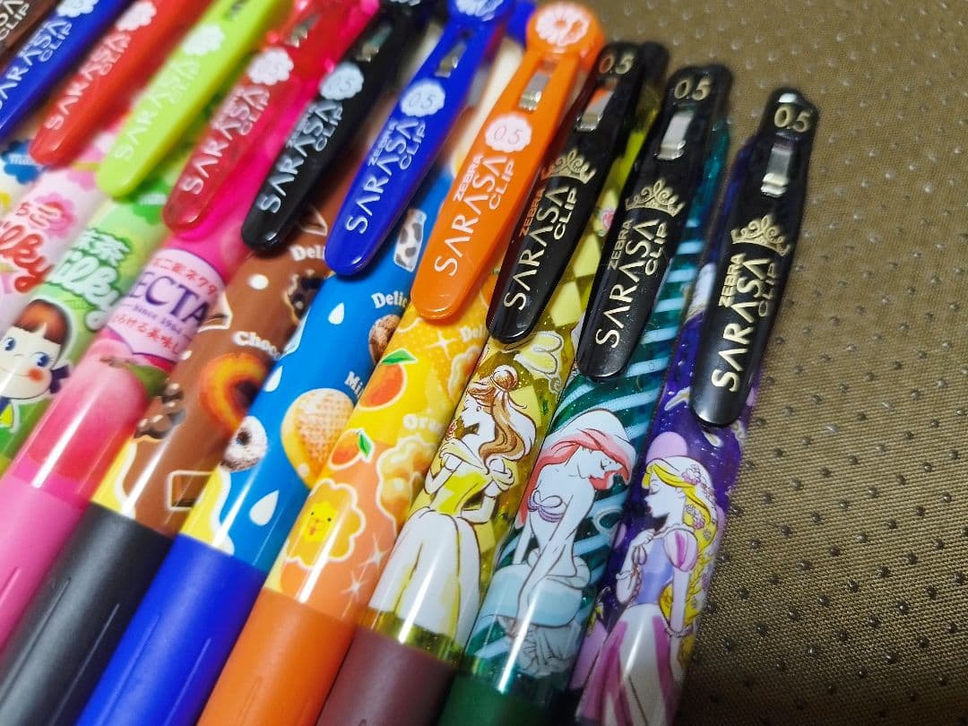 SARASA サラサクリップ 全て新品14本　ペコちゃん・チュッパチャップス他