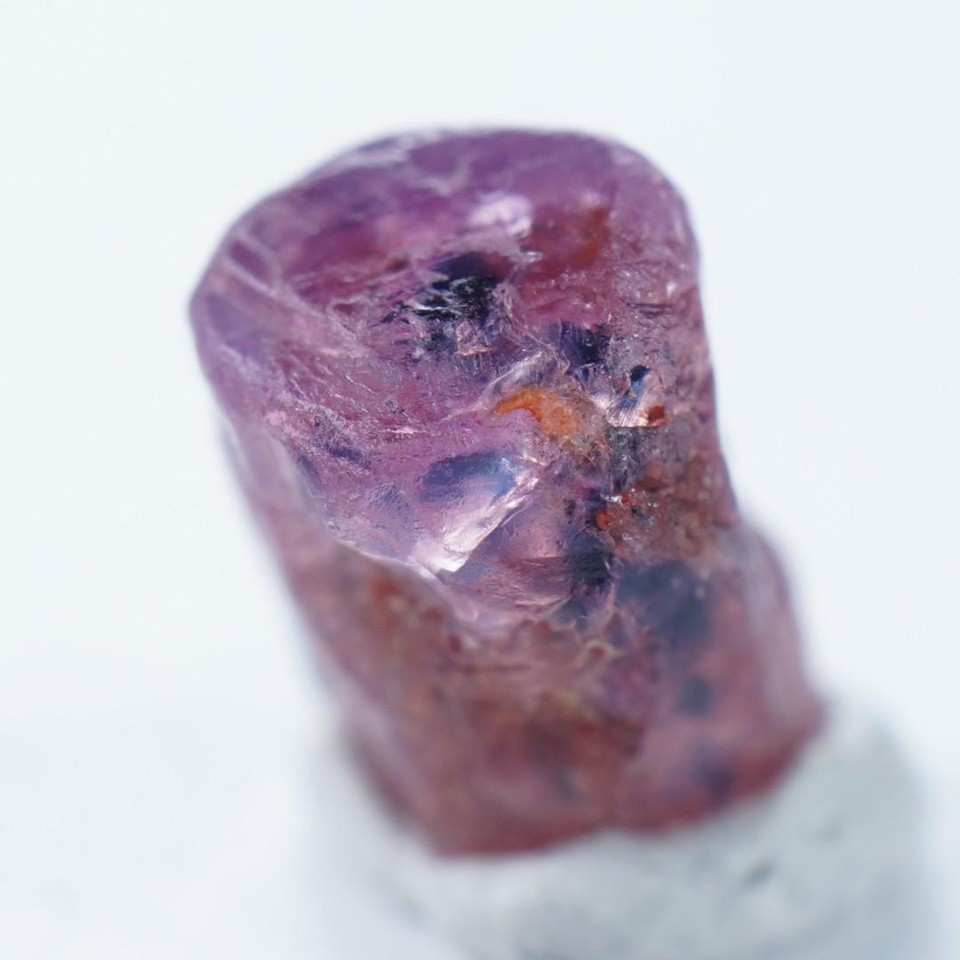 ウインザサファイア　結晶　タンザニア産