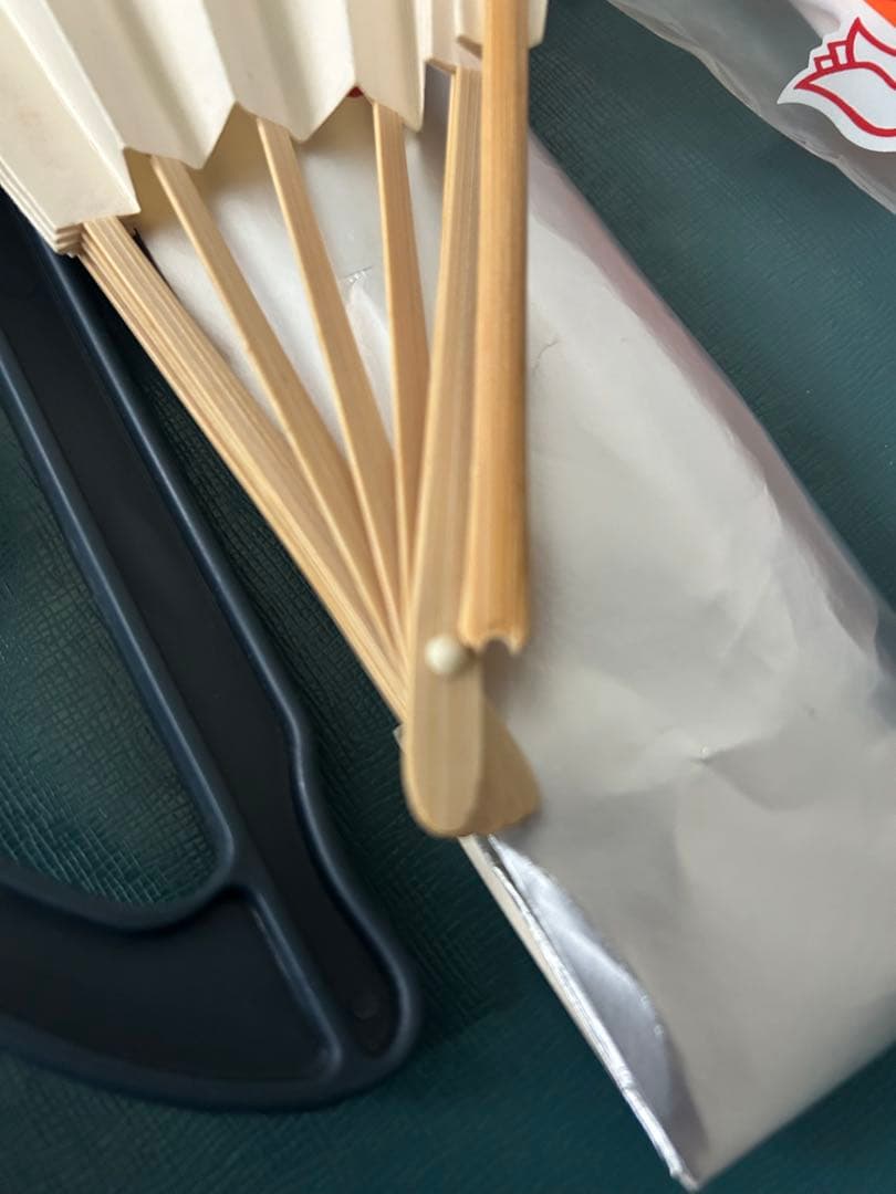 着物綺麗です♪七五三 男の子5歳一式 着物と袴のセット　黒　右袖後ろ側に少々汚れ