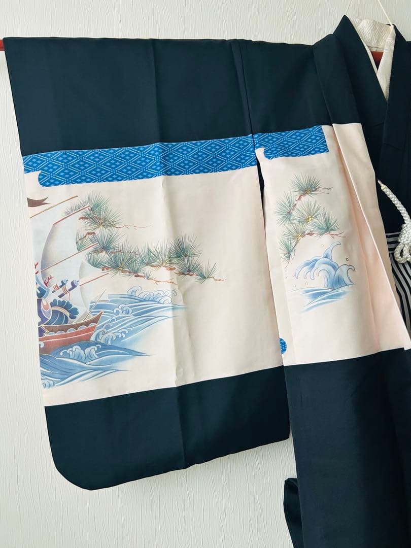 着物綺麗です♪七五三 男の子5歳一式 着物と袴のセット　黒　右袖後ろ側に少々汚れ