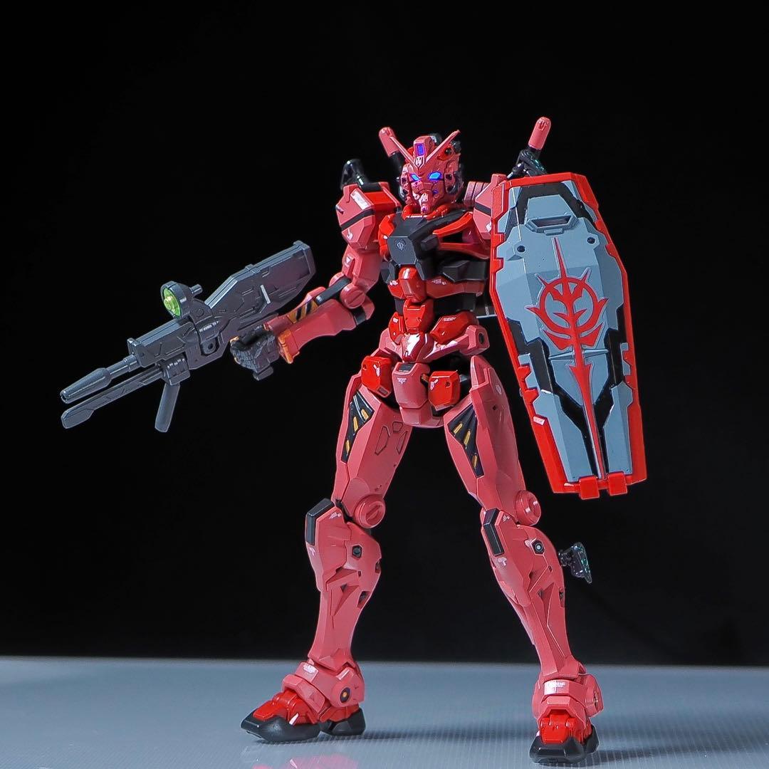 hg 赤いガンダム　塗装済み完成品　全塗装　徹底塗り分け
