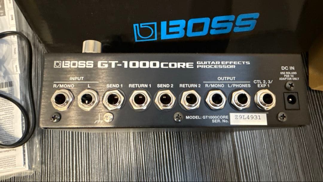 BOSS GT-1000CORE マルチエフェクター　付属品多数