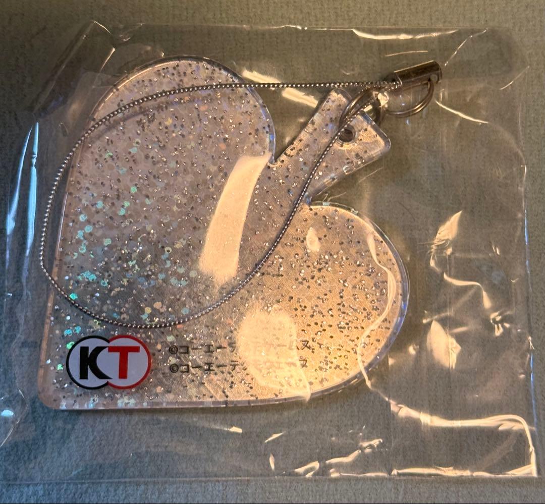 DEAD OR ALIVE Xtreme マリー・ローズ　アクリル　ストラップ