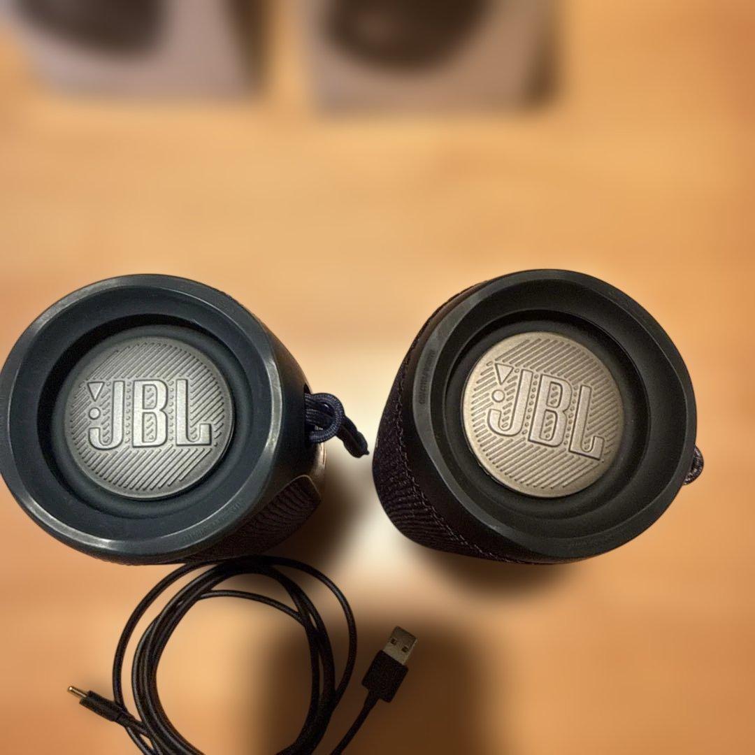 JBL FLIP5 スピーカー 2台でステレオセット アンカー充電器付き