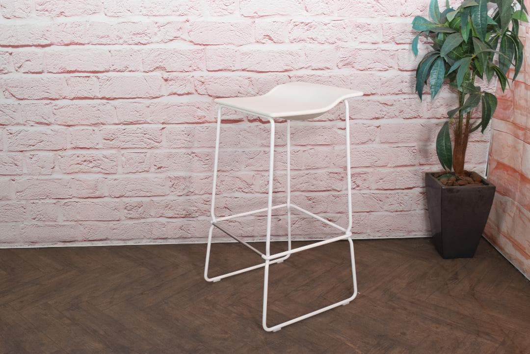 Cassina ixc.取扱 ヴィッカルベ ラストミニットハイスツール a