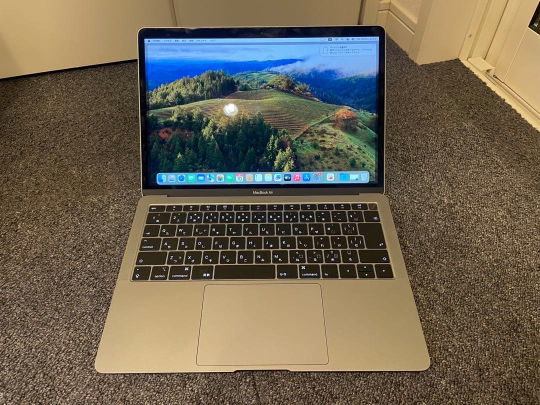 MacBookAir2018モデル128GBシルバー 充電器箱付