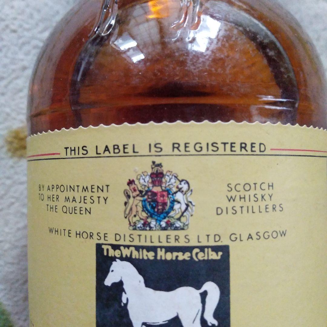 ナポレオンブランデーとホワイトホースウイスキー　専門商社の百貨店仕様ギフトセット