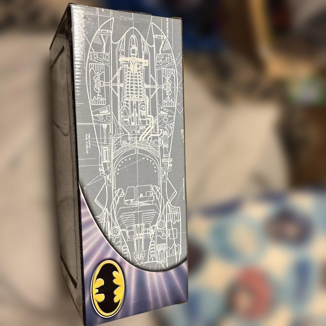 バットマン　バットモービル