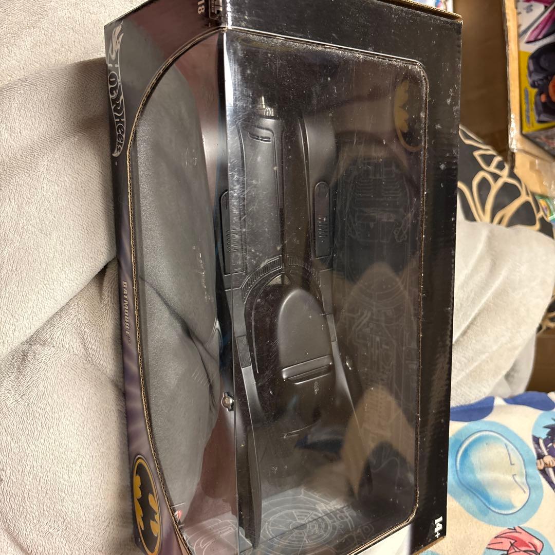 バットマン　バットモービル