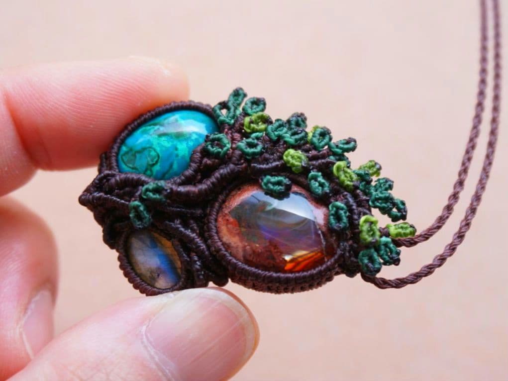 カンテラオパール　クリソコラ　ラブラドライト　マクラメ　ネックレス