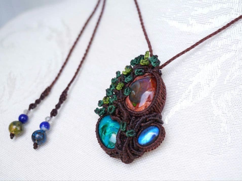 カンテラオパール　クリソコラ　ラブラドライト　マクラメ　ネックレス
