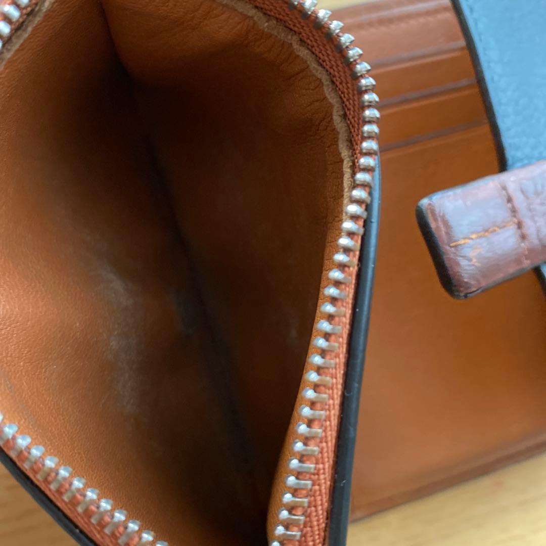 j*h様 ロエベ 三つ折財布