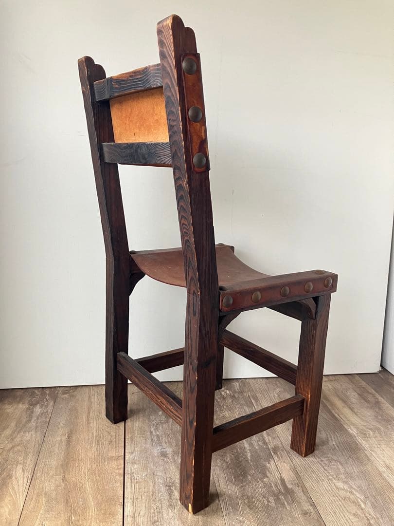 アンティーク　レザーチェア　本革張り　鋲打