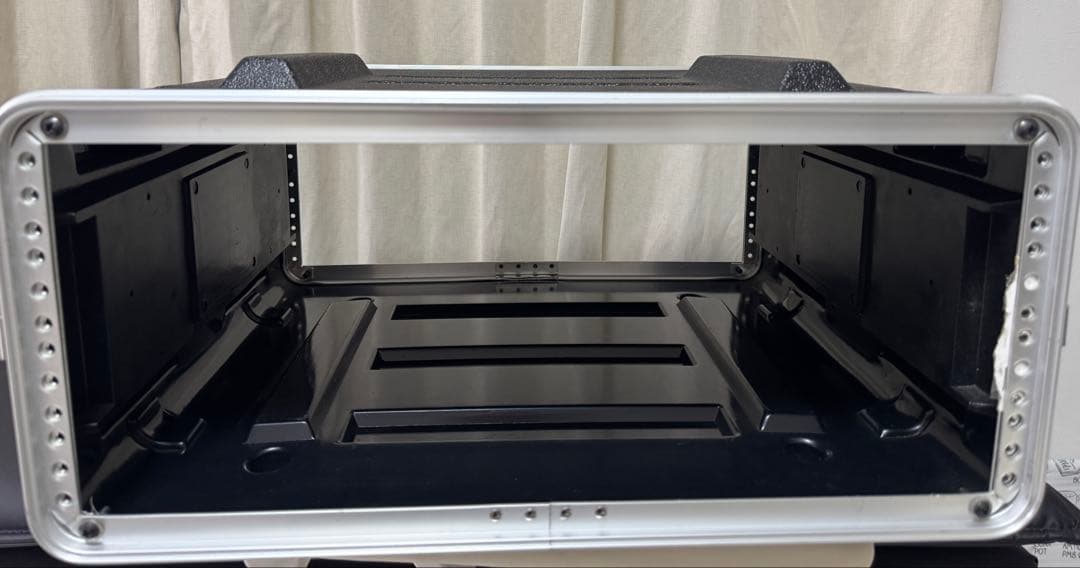 4Uラックケース - CLASSIC PRO CPA04